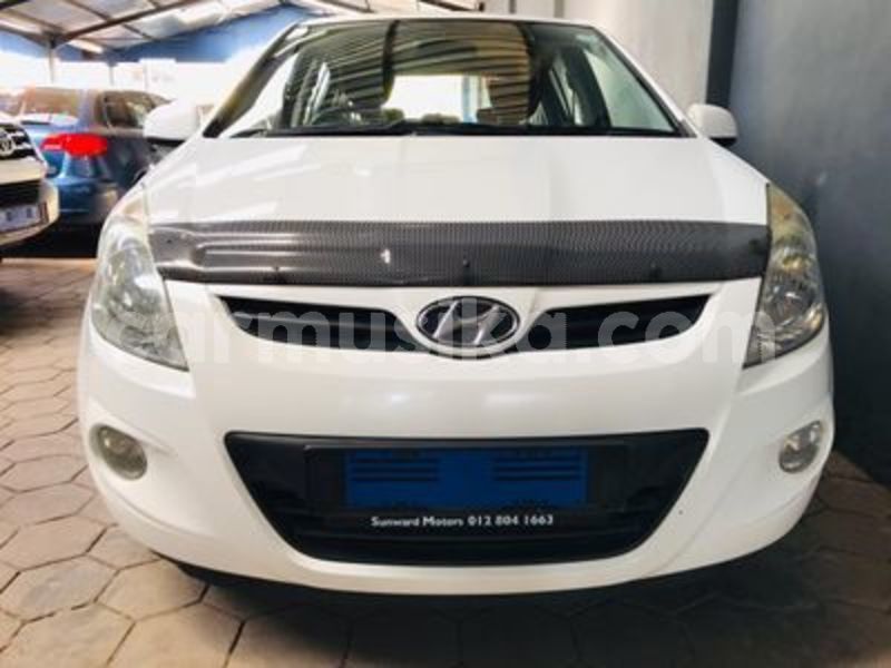 Big with watermark hyundai i20 matabeleland south beitbridge 14704