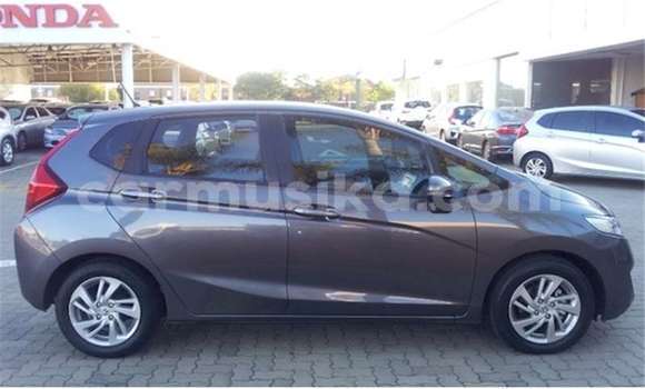 Buy Used Honda Mobilio Silver Car in Harare in Harare