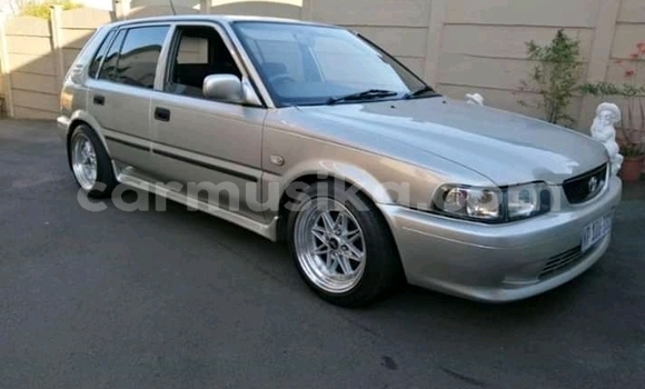 Acheter Occasion Voiture Toyota bB Gris à Beitbridge, Matabeleland South Acheter Occasion Voiture Toyota bB Gris à Beitbridge, Matabeleland South
