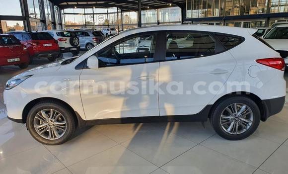 Tenga Tsaru Hyundai ix35 Chena Mota in Beitbridge in Matabeleland South Tenga Tsaru Hyundai ix35 Chena Mota in Beitbridge in Matabeleland South