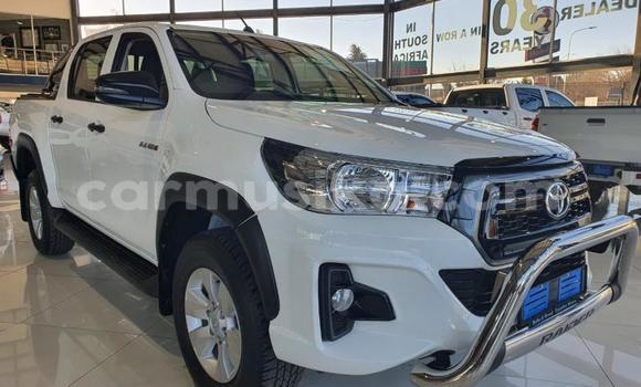 Acheter Occasion Voiture Toyota Hilux Blanc à Beitbridge, Matabeleland South