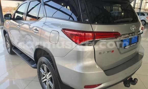 Acheter Occasion Voiture Toyota Hilux Autre à Beitbridge, Matabeleland South Acheter Occasion Voiture Toyota Hilux Autre à Beitbridge, Matabeleland South