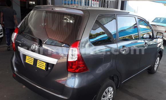 Acheter Occasion Voiture Toyota Avanza Gris à Beitbridge, Matabeleland South Acheter Occasion Voiture Toyota Avanza Gris à Beitbridge, Matabeleland South