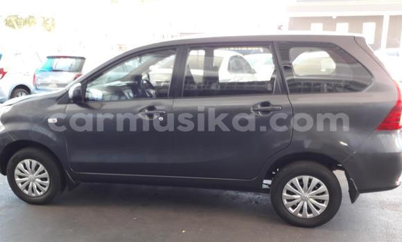 Acheter Occasion Voiture Toyota Avanza Gris à Beitbridge, Matabeleland South Acheter Occasion Voiture Toyota Avanza Gris à Beitbridge, Matabeleland South