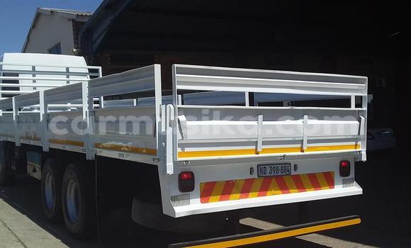 Acheter Occasion Utilitaire Volkswagen TRUCK Blanc à Beitbridge, Matabeleland South Acheter Occasion Utilitaire Volkswagen TRUCK Blanc à Beitbridge, Matabeleland South
