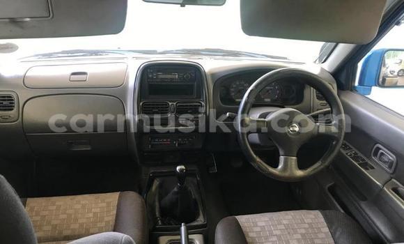 Tenga Tsaru Nissan NP 300 Bhuruu Mota in Beitbridge in Matabeleland South Tenga Tsaru Nissan NP 300 Bhuruu Mota in Beitbridge in Matabeleland South
