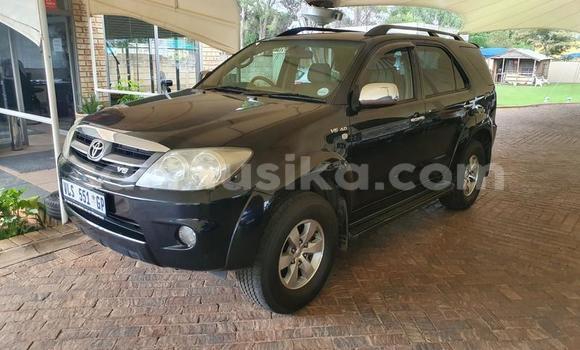 Buy Used Toyota Fortuner Black Car in Beitbridge in Matabeleland South