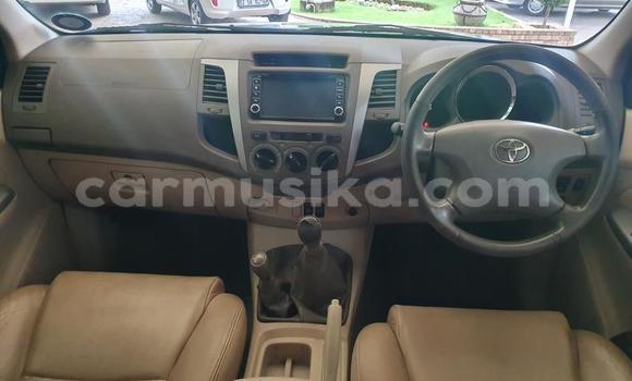 Tenga Tsaru Toyota Fortuner Nhema Mota in Beitbridge in Matabeleland South Tenga Tsaru Toyota Fortuner Nhema Mota in Beitbridge in Matabeleland South