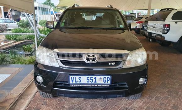 Tenga Tsaru Toyota Fortuner Nhema Mota in Beitbridge in Matabeleland South Tenga Tsaru Toyota Fortuner Nhema Mota in Beitbridge in Matabeleland South