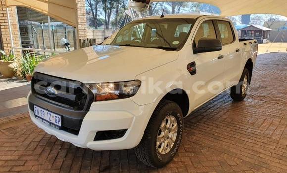 Nunua Ilio tumika Ford Ranger Nyeupe Gari ndani ya Beitbridge nchini Matabeleland Kusini