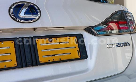 Acheter Occasion Voiture Lexus RX 350 Blanc à Beitbridge, Matabeleland South Acheter Occasion Voiture Lexus RX 350 Blanc à Beitbridge, Matabeleland South