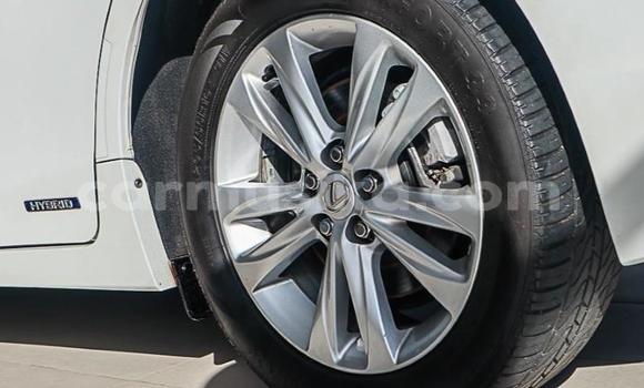 Acheter Occasion Voiture Lexus RX 350 Blanc à Beitbridge, Matabeleland South Acheter Occasion Voiture Lexus RX 350 Blanc à Beitbridge, Matabeleland South