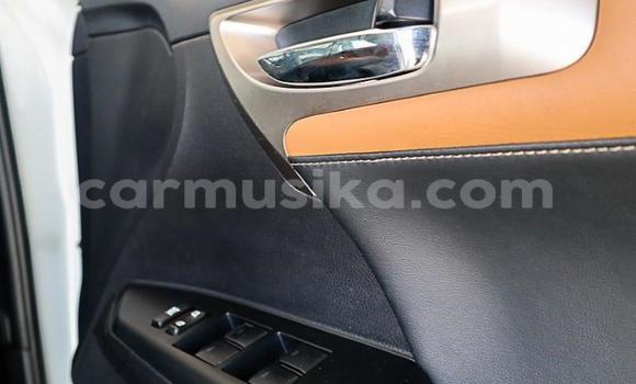 Acheter Occasion Voiture Lexus RX 350 Blanc à Beitbridge, Matabeleland South Acheter Occasion Voiture Lexus RX 350 Blanc à Beitbridge, Matabeleland South