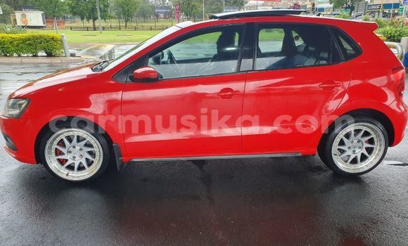 Nunua Ilio tumika Volkswagen Polo Nyekundu Gari ndani ya Bulawayo nchini Bulawayo