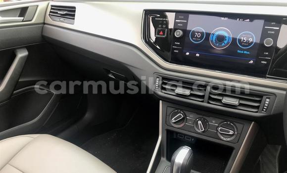 Acheter Occasion Voiture Volkswagen Polo Rouge à Beitbridge, Matabeleland South Acheter Occasion Voiture Volkswagen Polo Rouge à Beitbridge, Matabeleland South