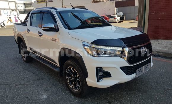 Nunua Ilio tumika Toyota Hilux Nyeupe Gari ndani ya Beitbridge nchini Matabeleland Kusini Nunua Ilio tumika Toyota Hilux Nyeupe Gari ndani ya Beitbridge nchini Matabeleland Kusini
