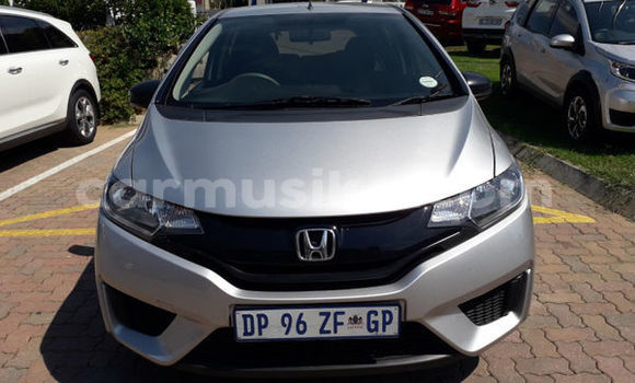 Tenga Tsaru Honda Jazz Sirivha Mota in Harare in Harare Tenga Tsaru Honda Jazz Sirivha Mota in Harare in Harare