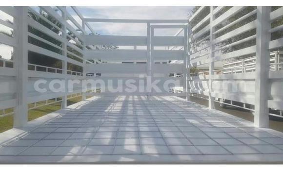 Acheter Occasion Utilitaire Isuzu FTR 850 Blanc à Beitbridge, Matabeleland South Acheter Occasion Utilitaire Isuzu FTR 850 Blanc à Beitbridge, Matabeleland South