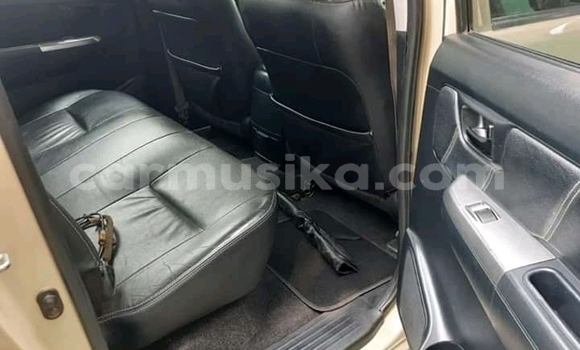 Acheter Occasion Voiture Toyota Hilux Blanc à Beitbridge, Matabeleland South Acheter Occasion Voiture Toyota Hilux Blanc à Beitbridge, Matabeleland South