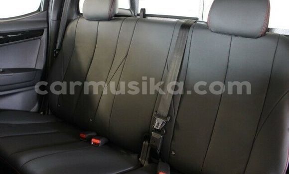 Acheter Occasion Voiture Isuzu KB Blanc à Beitbridge, Matabeleland South Acheter Occasion Voiture Isuzu KB Blanc à Beitbridge, Matabeleland South