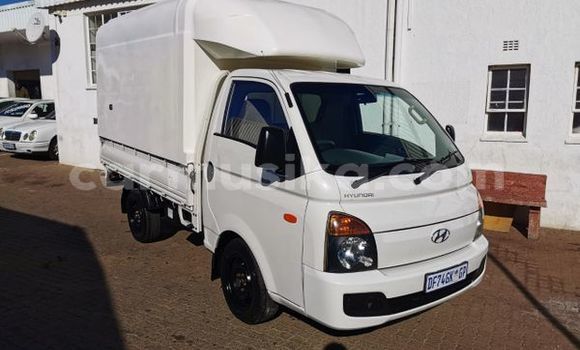 Tenga Tsaru Hyundai H1 Chena Mota in Harare in Harare Tenga Tsaru Hyundai H1 Chena Mota in Harare in Harare