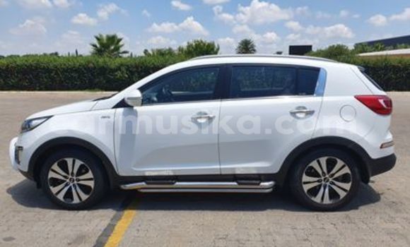 Acheter Occasion Voiture Kia Sportage Blanc à Bulawayo, Bulawayo