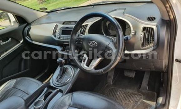 Nunua Ilio tumika Kia Sportage Nyeupe Gari ndani ya Bulawayo nchini Bulawayo Nunua Ilio tumika Kia Sportage Nyeupe Gari ndani ya Bulawayo nchini Bulawayo