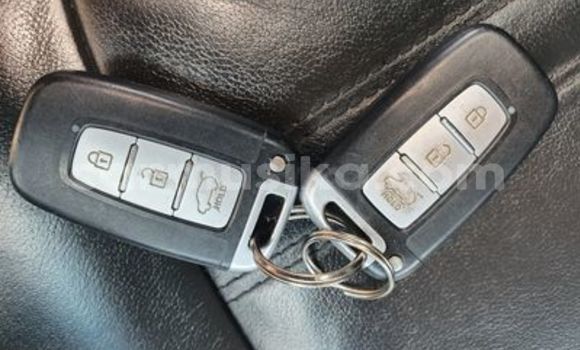 Nunua Ilio tumika Kia Sportage Nyeupe Gari ndani ya Bulawayo nchini Bulawayo Nunua Ilio tumika Kia Sportage Nyeupe Gari ndani ya Bulawayo nchini Bulawayo