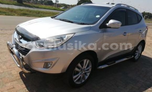Acheter Occasion Voiture Hyundai ix35 Blanc à Bulawayo, Bulawayo Acheter Occasion Voiture Hyundai ix35 Blanc à Bulawayo, Bulawayo