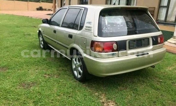 Acheter Occasion Voiture Toyota Sports 800 Gris à Beitbridge, Matabeleland South Acheter Occasion Voiture Toyota Sports 800 Gris à Beitbridge, Matabeleland South
