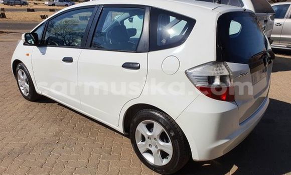 Tenga Tsaru Honda Jazz Chena Mota in Harare in Harare Tenga Tsaru Honda Jazz Chena Mota in Harare in Harare