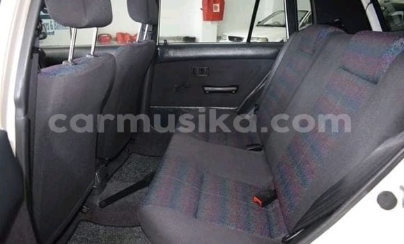 Acheter Occasion Voiture Toyota Sprinter Blanc à Beitbridge, Matabeleland South Acheter Occasion Voiture Toyota Sprinter Blanc à Beitbridge, Matabeleland South