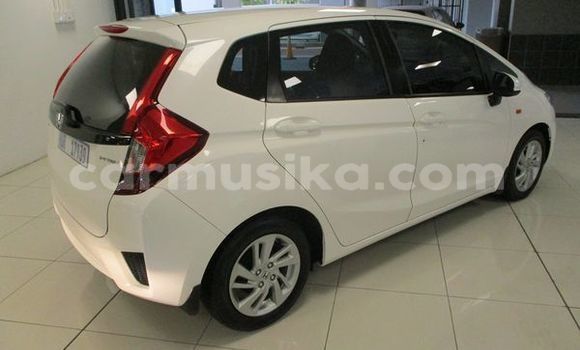 Tenga Tsaru Honda Jazz Chena Mota in Harare in Harare Tenga Tsaru Honda Jazz Chena Mota in Harare in Harare
