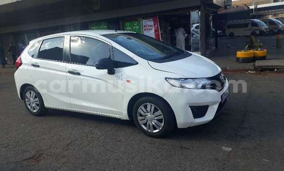 Buy Used Honda Jazz Silver Car in Harare in Harare Buy Used Honda Jazz Silver Car in Harare in Harare