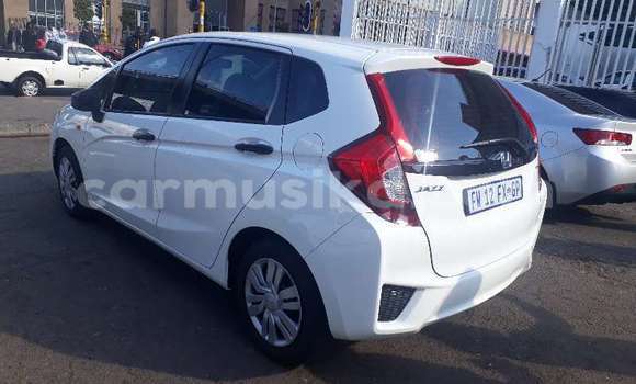 Buy Used Honda Jazz Silver Car in Harare in Harare Buy Used Honda Jazz Silver Car in Harare in Harare