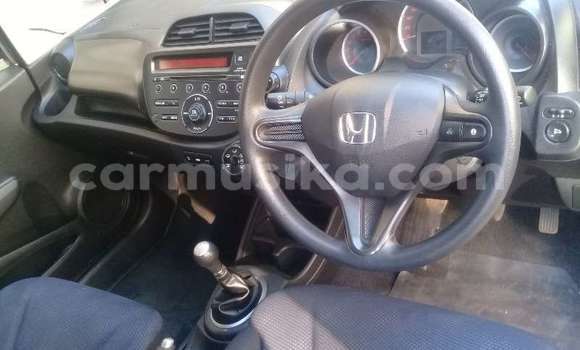 Buy Used Honda Fit Silver Car in Beitbridge in Matabeleland South Buy Used Honda Fit Silver Car in Beitbridge in Matabeleland South