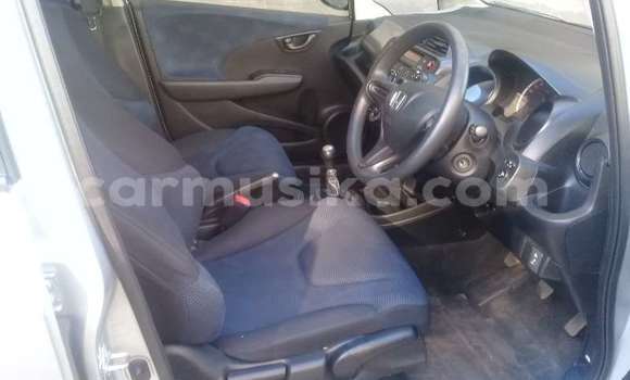 Buy Used Honda Fit Silver Car in Beitbridge in Matabeleland South Buy Used Honda Fit Silver Car in Beitbridge in Matabeleland South