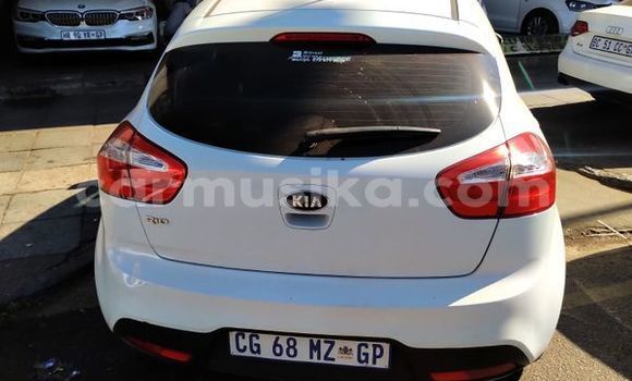Tenga Tsaru Kia Rio Chena Mota in Harare in Harare Tenga Tsaru Kia Rio Chena Mota in Harare in Harare