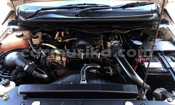 Acheter Occasion Voiture Mazda BT-50 Blanc à Beitbridge, Matabeleland South Acheter Occasion Voiture Mazda BT-50 Blanc à Beitbridge, Matabeleland South