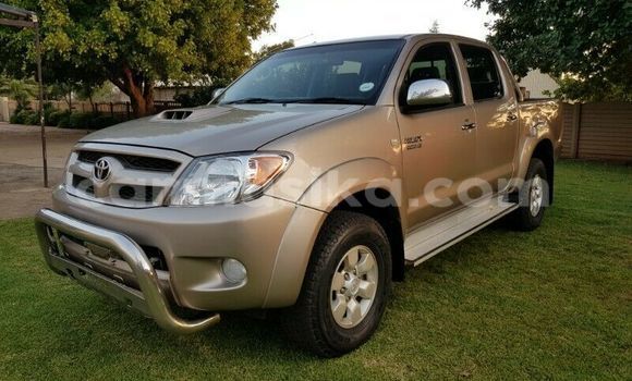Tenga Tsaru Toyota Hilux Zvimwe Mota in Beitbridge in Matabeleland South Tenga Tsaru Toyota Hilux Zvimwe Mota in Beitbridge in Matabeleland South