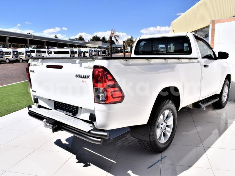 Big with watermark toyota hilux matabeleland south beitbridge 14829