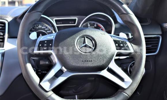 Buy Used Mercedes‒Benz ML–Class White Car in Beitbridge in Matabeleland South Buy Used Mercedes‒Benz ML–Class White Car in Beitbridge in Matabeleland South