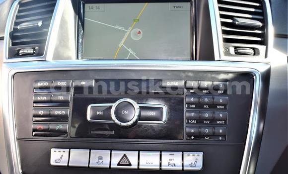 Buy Used Mercedes‒Benz ML–Class White Car in Beitbridge in Matabeleland South Buy Used Mercedes‒Benz ML–Class White Car in Beitbridge in Matabeleland South