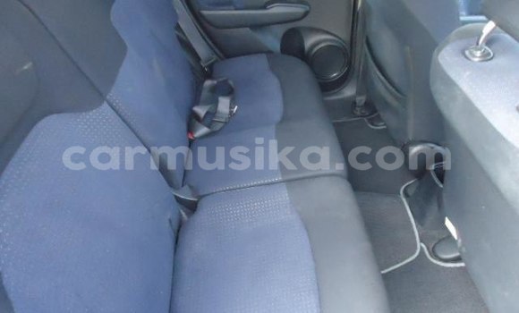 Buy Used Honda Fit Blue Car in Beitbridge in Matabeleland South Buy Used Honda Fit Blue Car in Beitbridge in Matabeleland South