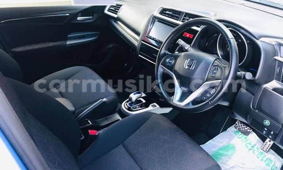 Buy Used Honda Fit Blue Car in Beitbridge in Matabeleland South Buy Used Honda Fit Blue Car in Beitbridge in Matabeleland South