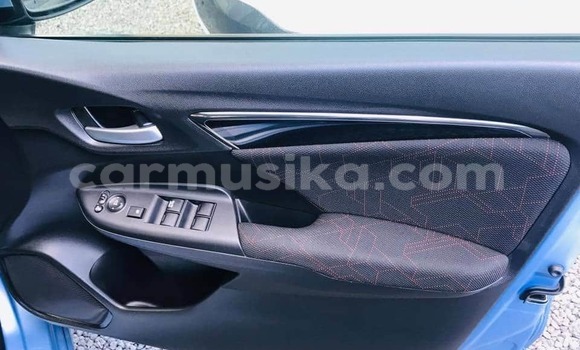 Buy Used Honda Fit Blue Car in Beitbridge in Matabeleland South Buy Used Honda Fit Blue Car in Beitbridge in Matabeleland South