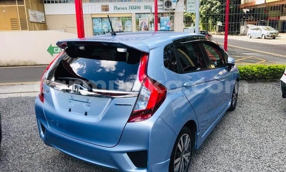 Buy Used Honda Fit Blue Car in Beitbridge in Matabeleland South Buy Used Honda Fit Blue Car in Beitbridge in Matabeleland South
