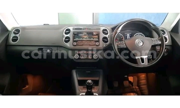 Acheter Occasion Voiture Volkswagen Caddy Blanc à Beitbridge, Matabeleland South Acheter Occasion Voiture Volkswagen Caddy Blanc à Beitbridge, Matabeleland South