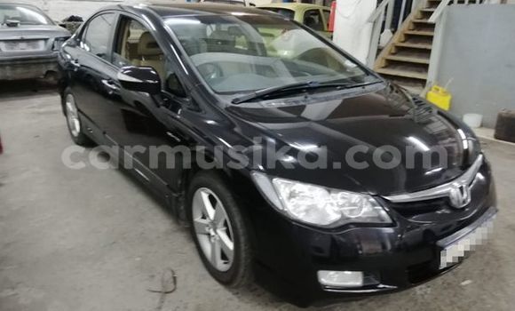 Tenga Tsaru Honda Civic Nhema Mota in Gweru in Midlands Tenga Tsaru Honda Civic Nhema Mota in Gweru in Midlands