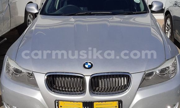 Nunua Ilio tumika BMW 3–Series Fedha Gari ndani ya Bulawayo nchini Bulawayo